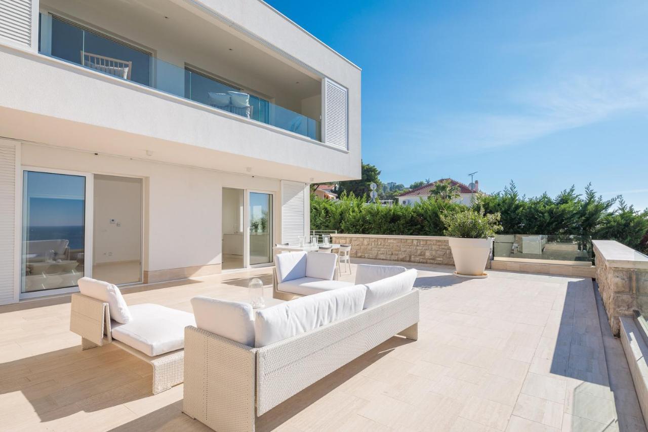 Luxury Seafront Villa Primosten Glamour With Private Pool, Sauna And Gym At The Beach In プリモシュテン エクステリア 写真